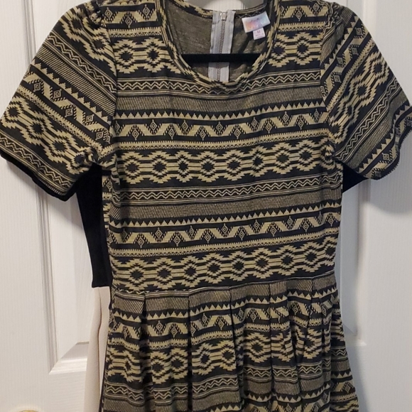 Dress - Picture 2 of 4